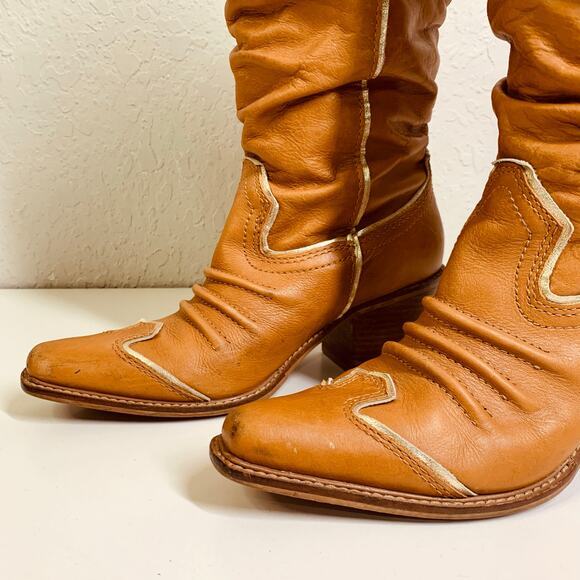 VERY‎ VOLATILE Cowboy Boots Slouchy Gold Detail Mid Calf Retro Rodeo Rawhide NFR - Picture 2 of 10